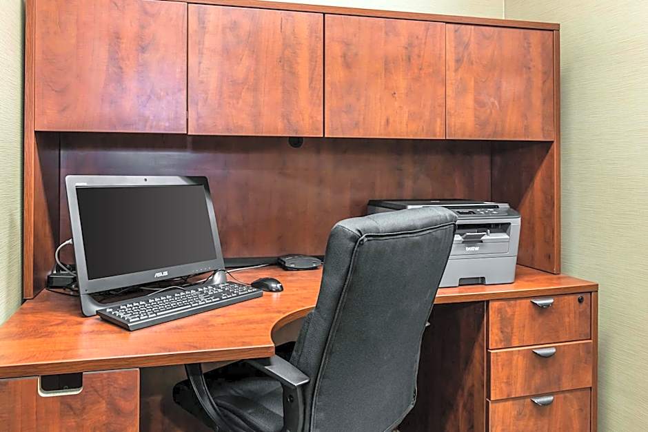Comfort Inn Blue Ash North