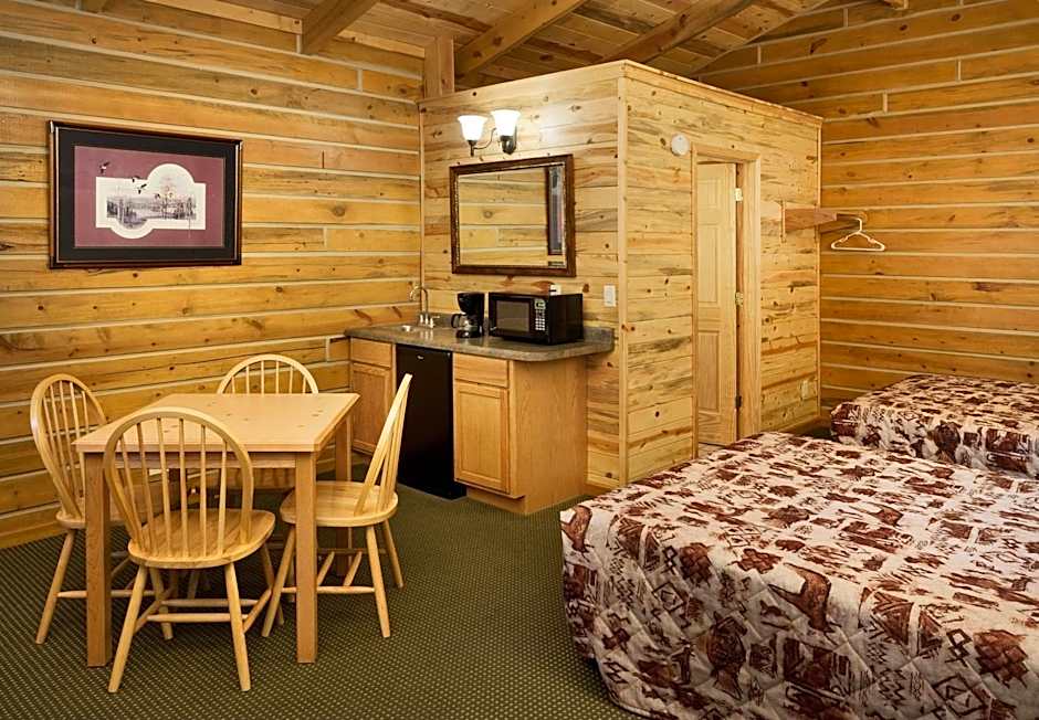Rock Crest Lodge & Cabins