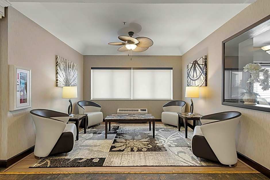 Best Western Crown Inn & Suites