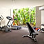 Holiday Inn Warwick Farm By IHG