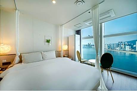 Royal Ocean