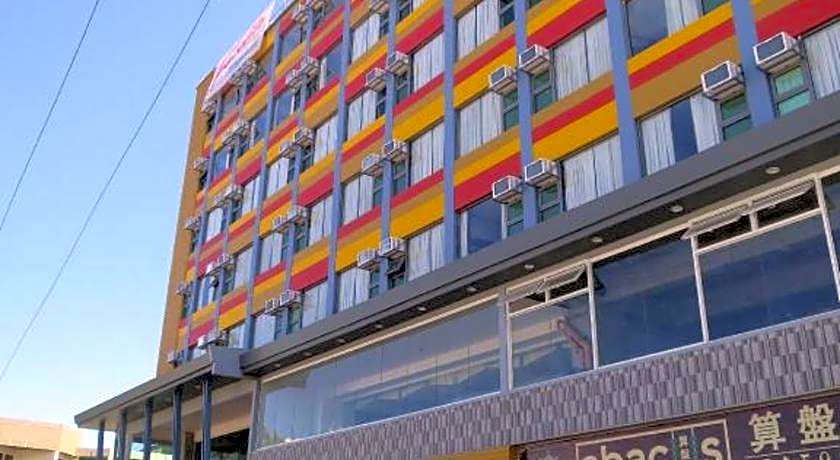 Travelite Hotel Legarda