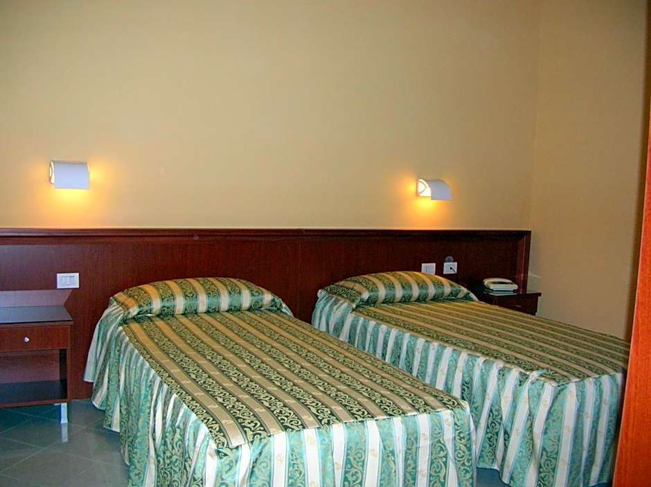 Hotel Industria