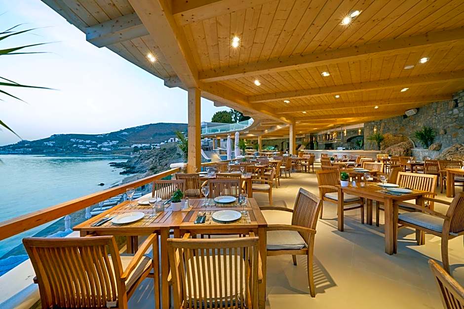 Saint John Hotel Villas & Spa