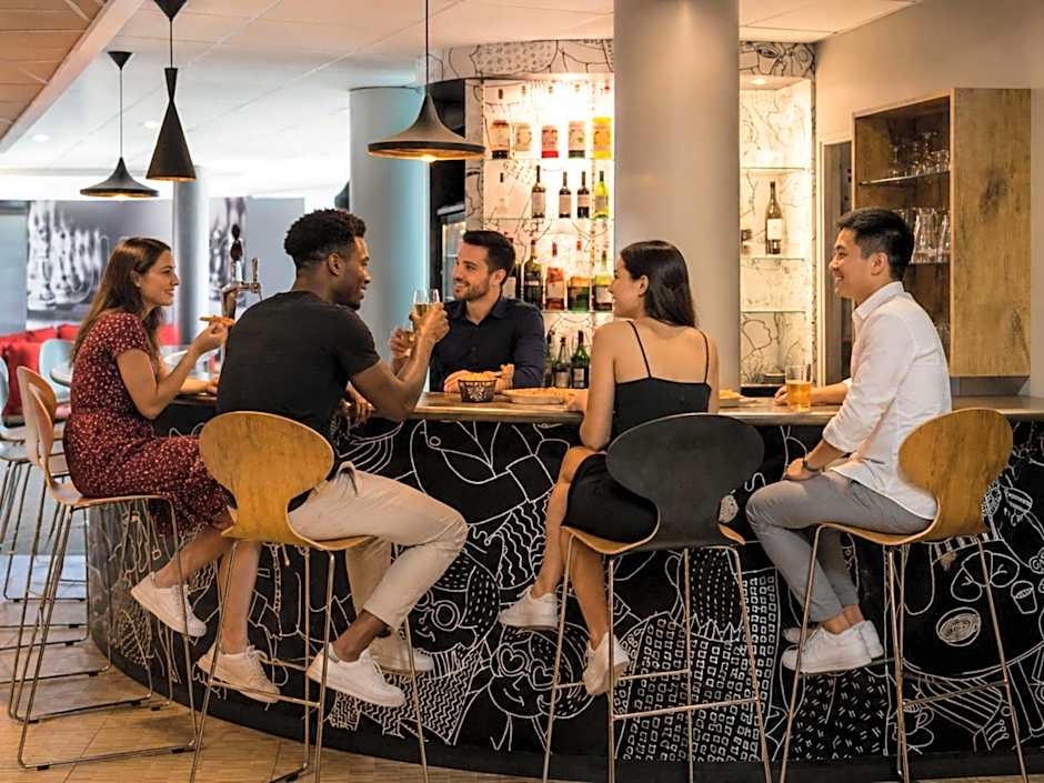 ibis Orly Chevilly Tram 7