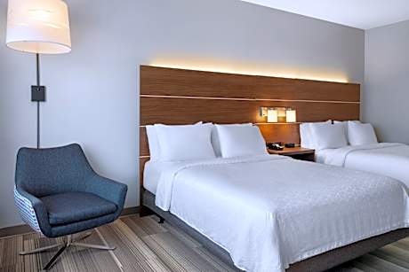Standard Room with Two Queen Beds