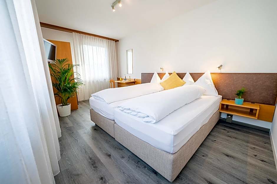 Hotel Sonne - Self Check-in