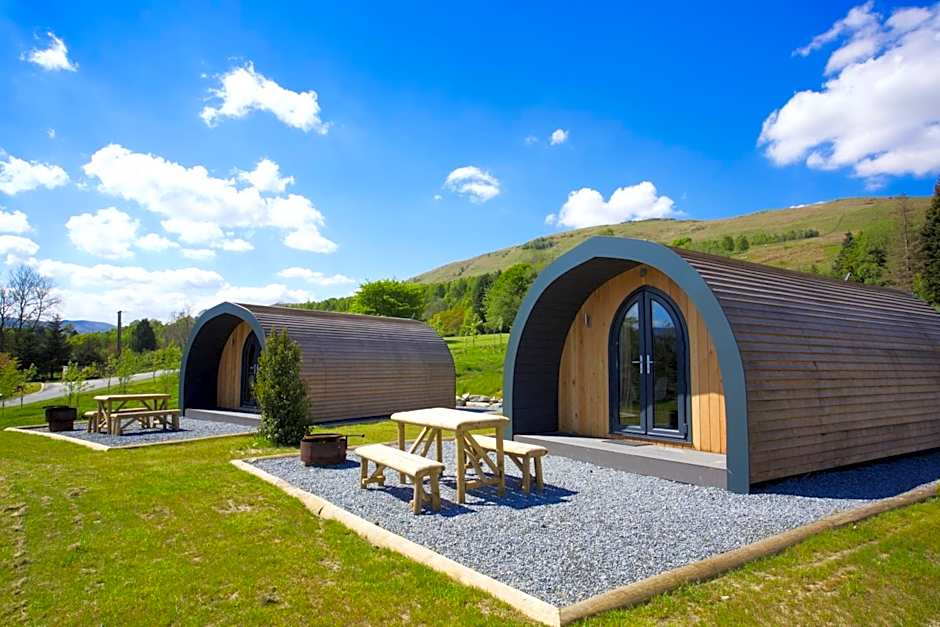 LOCH TAY HIGHLAND LODGES and GLAMPING PARK