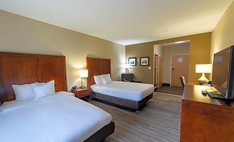 Queen Room with Two Queen Beds - Non-Smoking