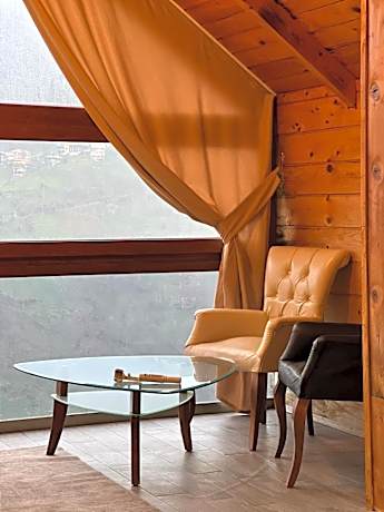 Deluxe Double Room with Balcony and Sea View