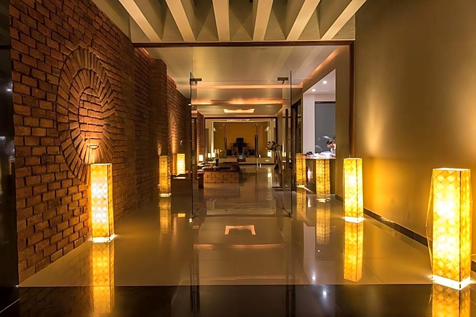 Saj By The Lake - Malshej Ghat Hotel