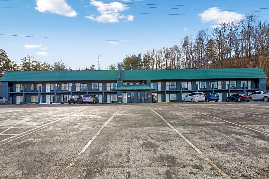 OYO Hotel Mt. Vernon - Renfro Valley/I-75