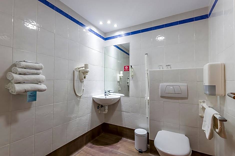 Travelodge Madrid Alcala de Henares