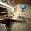 UNDERGROUND Jacuzzi Rooms
