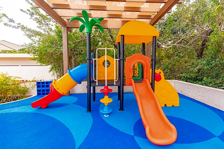 Family Selection at Grand Palladium Kantenah Resort & Spa- All Inclusive