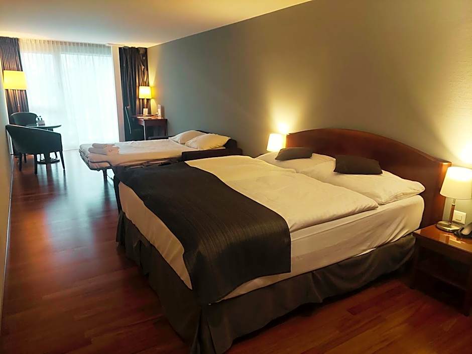 Hôtel Rallye & Entrées aux Bains de la Gruyère