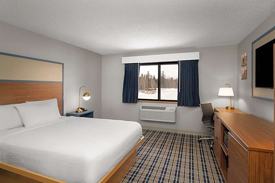 AmericInn by Wyndham Tofte Near Lake Superior