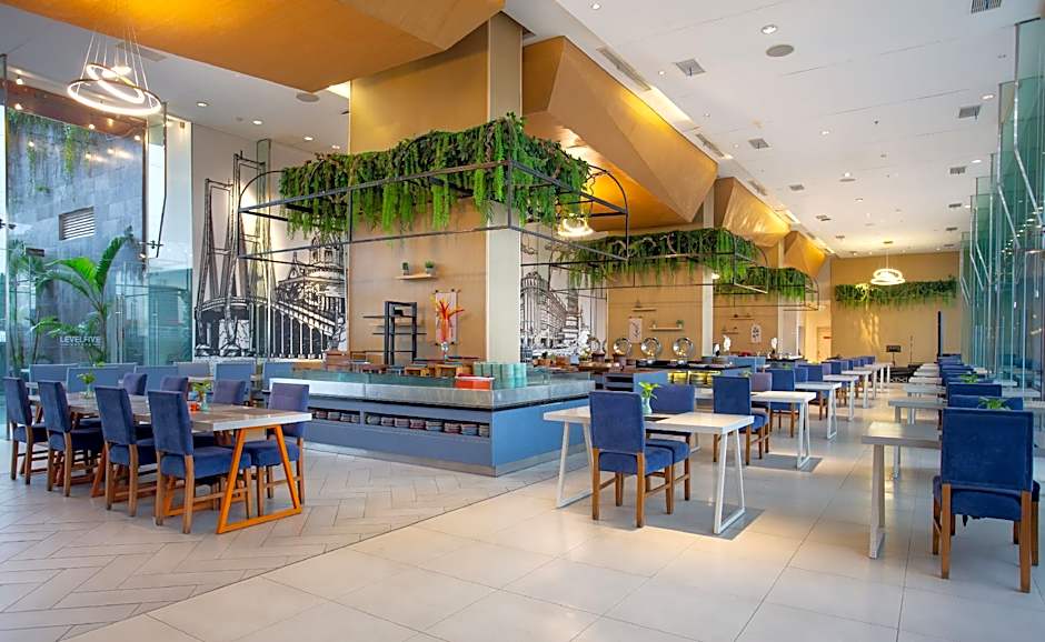 HARRIS Hotel & Conventions Gubeng