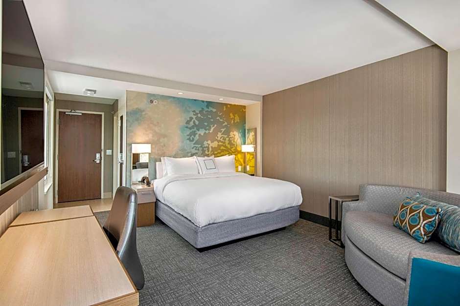 Courtyard by Marriott Raleigh Cary/Parkside Town Commons