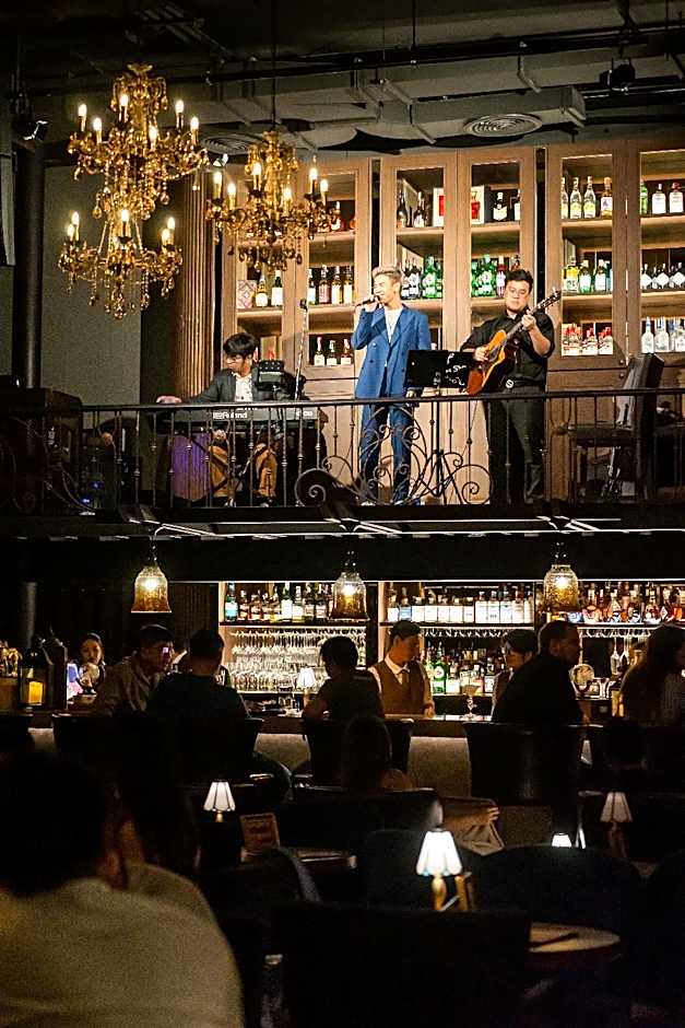 The Coach Hotel Sukhumvit