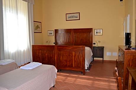 Quadruple Room - Non-Smoking