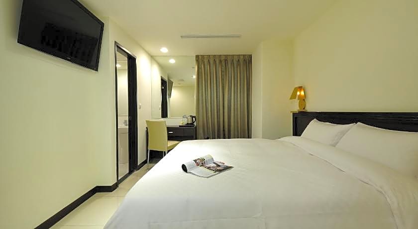 Bravo Hotel