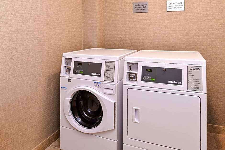 Courtyard by Marriott Detroit Farmington Hills