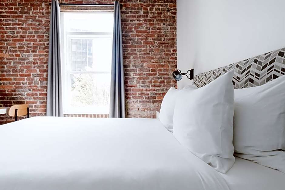 Photo 1 of 7 of Loft 1 Queen Bed
