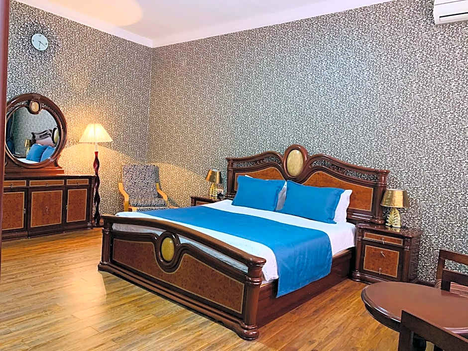 Photo 1 sur 2 de Executive 1 King Bed Suite