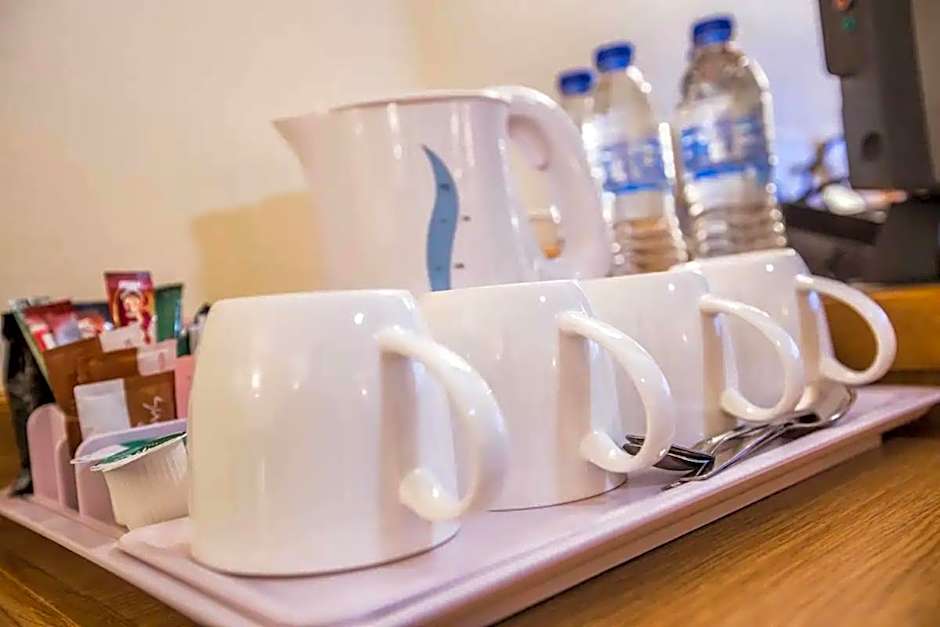 Tollgate Hotel & Leisure