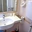 Hotel Apis