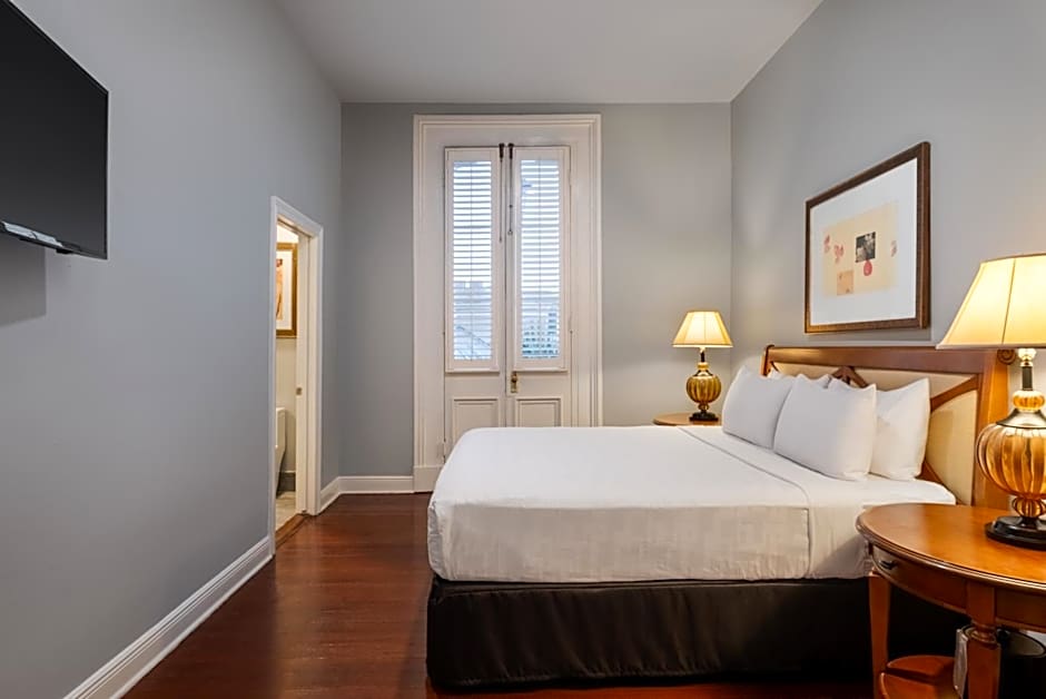 New Orleans Courtyard Hotel by the French Quarter