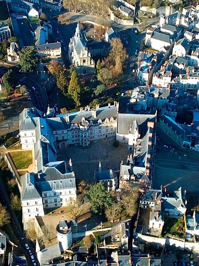 L'Orme Seul, Maison d'hôtes