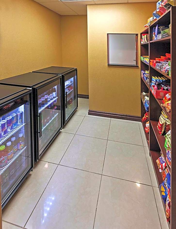 La Quinta Inn & Suites by Wyndham Edmond