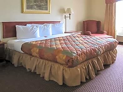 Econo Lodge Inn & Suites - Marianna