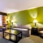 Quality Inn & Suites Moline