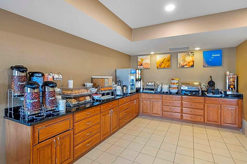 Comfort Suites Normal University area