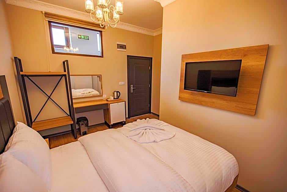 Grand Balyan Hotel & Restaurant