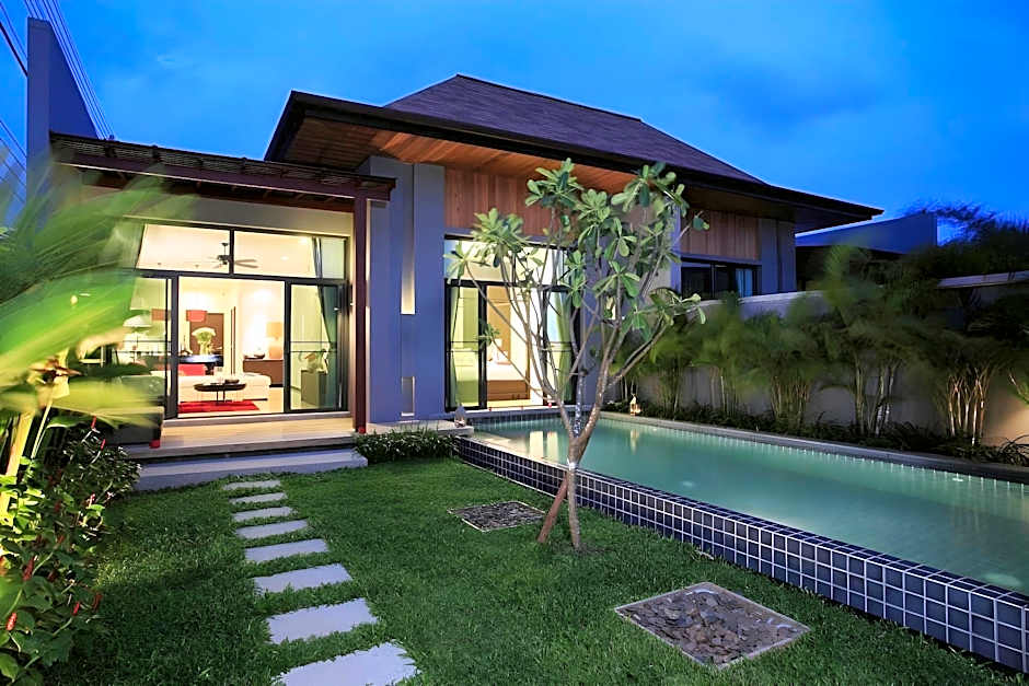 Two Villas Holiday Phuket: Onyx Style Nai Harn Beach