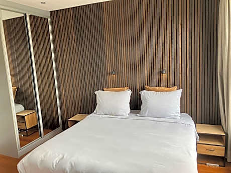 Economy Quadruple Room with Shared Bathroom