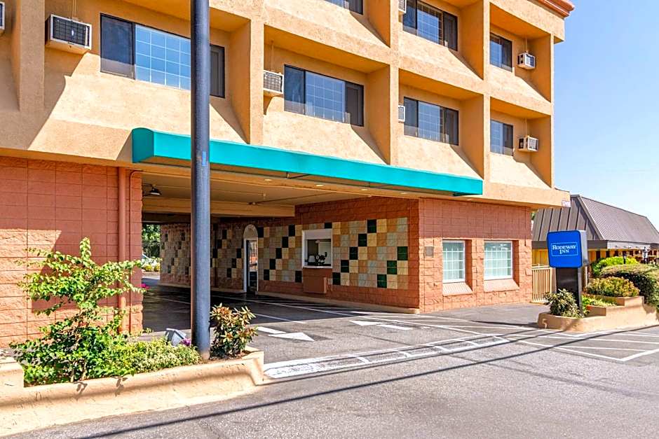 Rodeway Inn Auburn- Foresthill