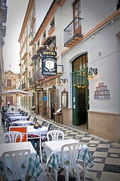 Hotel Hermanos Macias