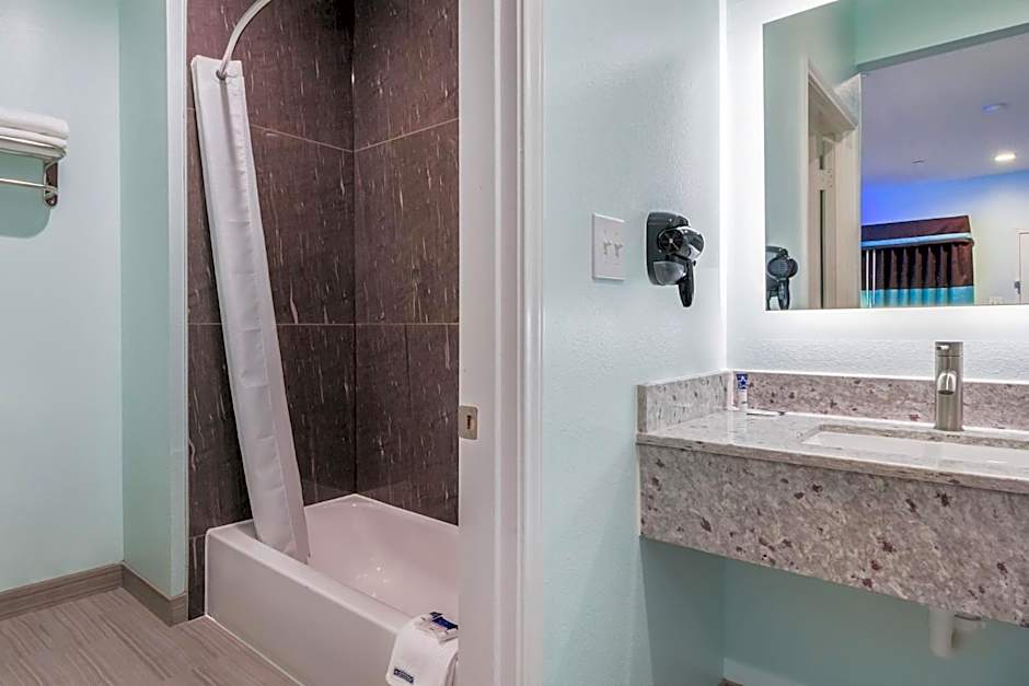 Americas Best Value Inn Aldine Westfield