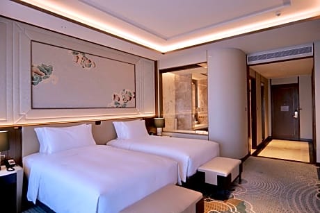 Luxury Twin Room with Club Millésime Access