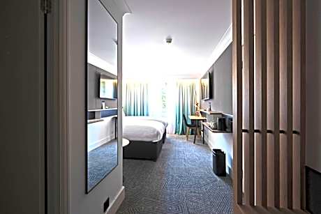 Standard Room with Two Single Beds