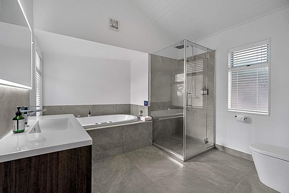 Tasman Holiday Parks - Papamoa Beach