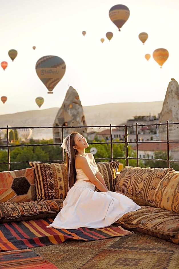 Noah's Ark Cave Hotel