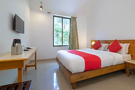 OYO 64703 Shalimaar Resort