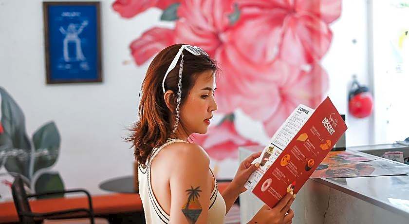 Sidewalk Boutique Hotel