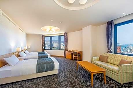 Family Suite with Canal View - Non-Smoking